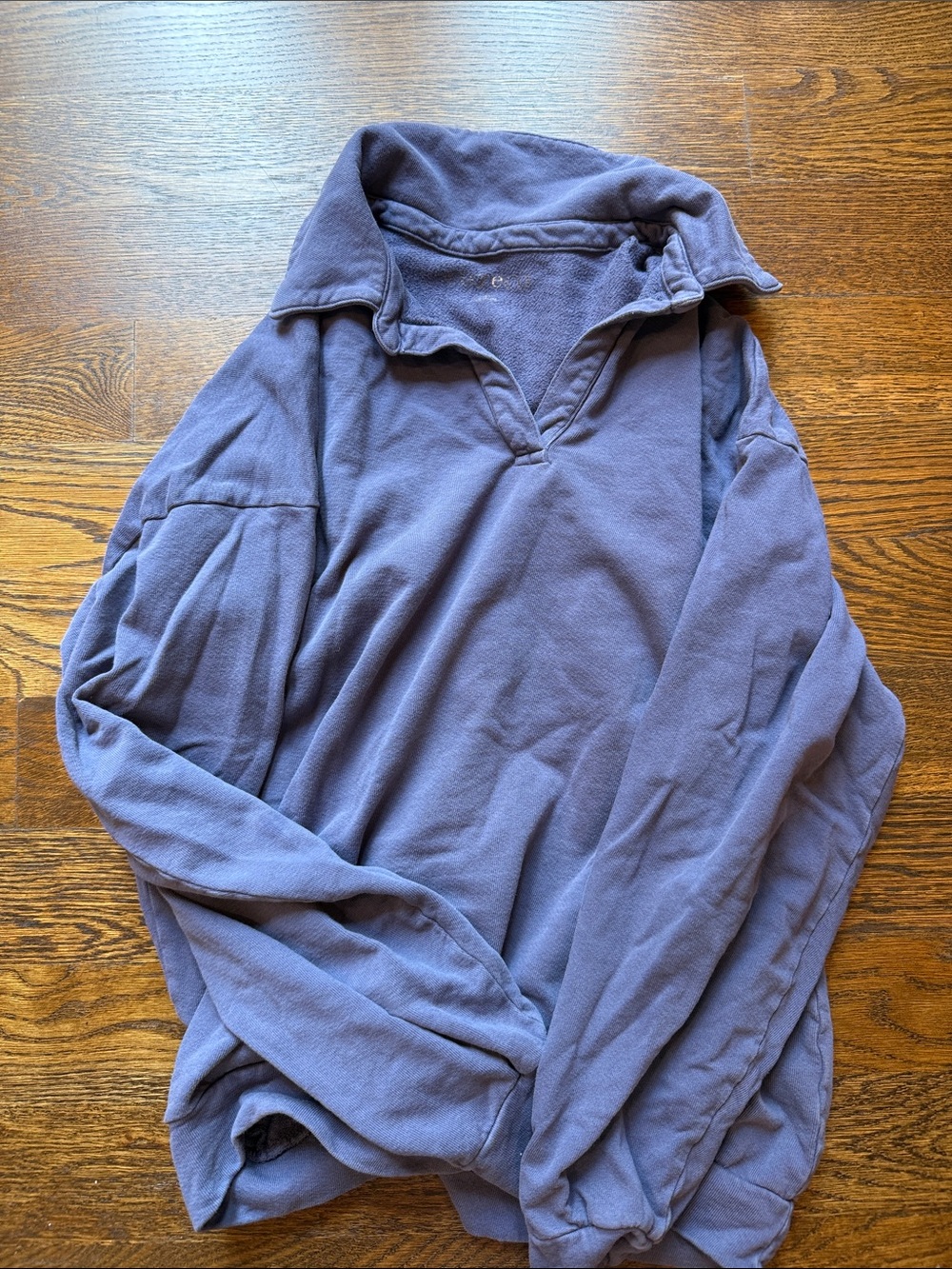 Cozeco (Whitney Port’s brand) Size M Navy Collared Sweatshirt